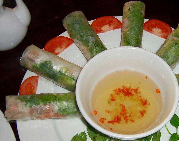 רול קיצי - מאכל אופייני למטבח הווייטנאמי