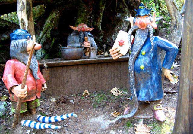 דמויות משעשעות ב