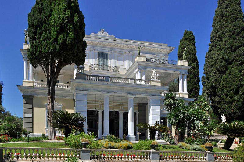 ארמון אַכיליוֹן שבקורפו