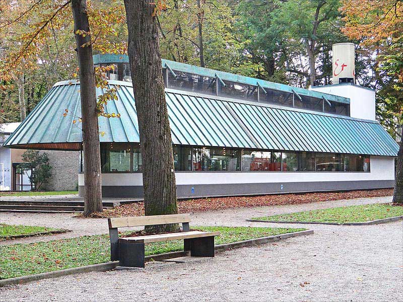 ביתן חנות הספרים של הביאנלה, בתכנונו של האדריכל ג