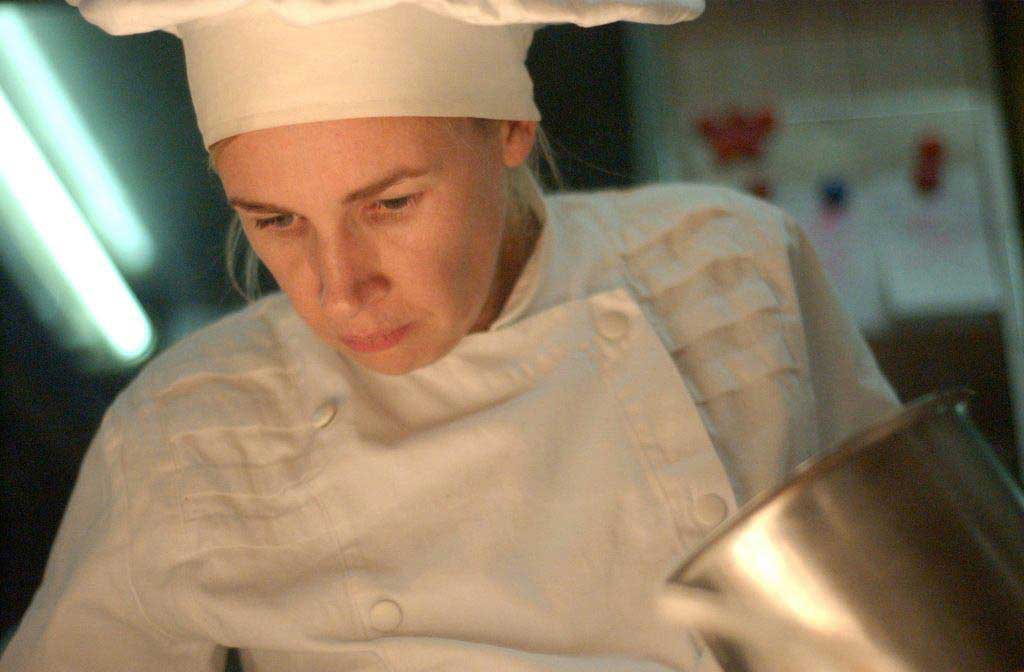 הלן דארוז בעבודה