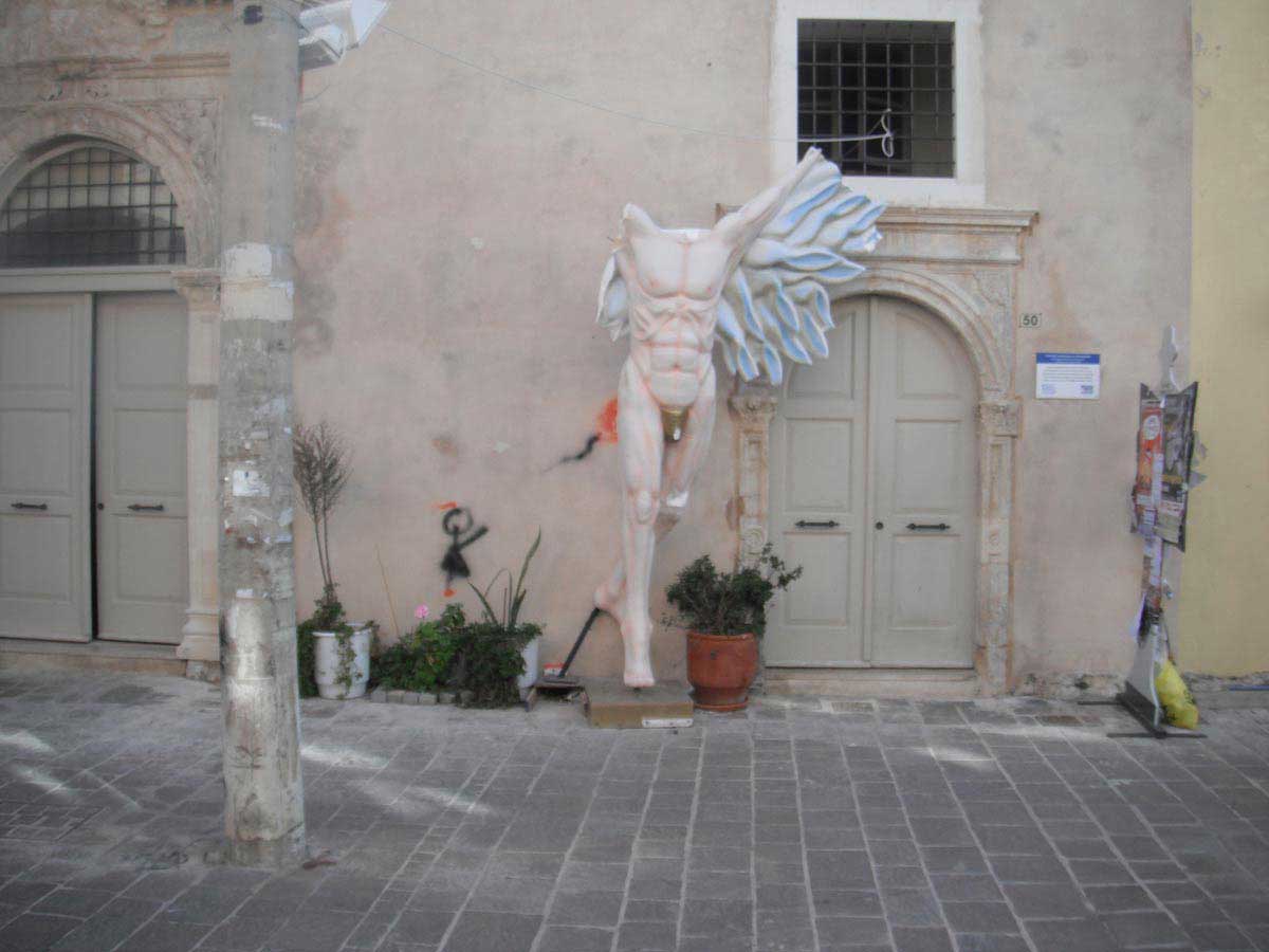 פסל רחוב ברתימנו