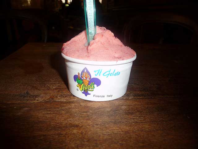 גלידה של Vivoli - הגלידרייה הוותיקה בפירנצה מ-1929