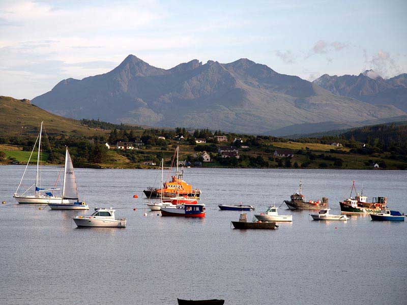 הרכסים הסלעיים של קווילין