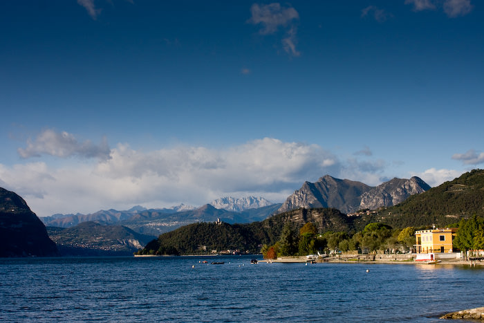 אגם איזאו שבמחוז לומברדיה