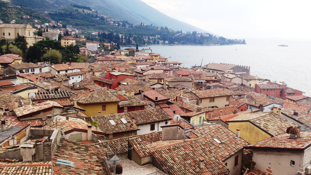 גגות העיירה מאלצ