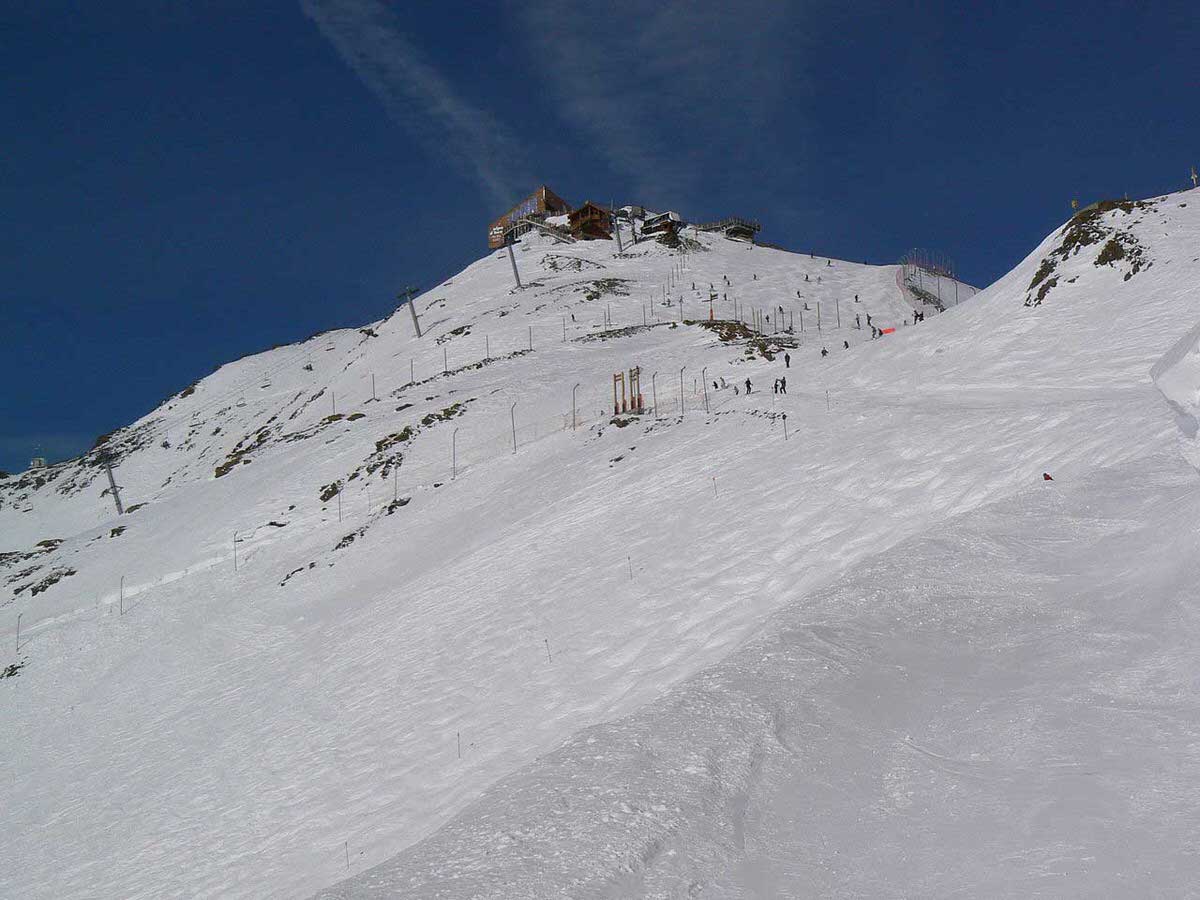 תחנת הרכבל בקצה פּיק בּלאן