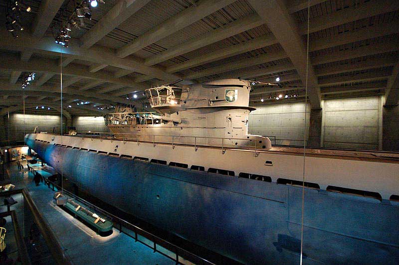 צוללת גרמנית U-505 במוזיאון המדע והתעשייה שבשיקגו